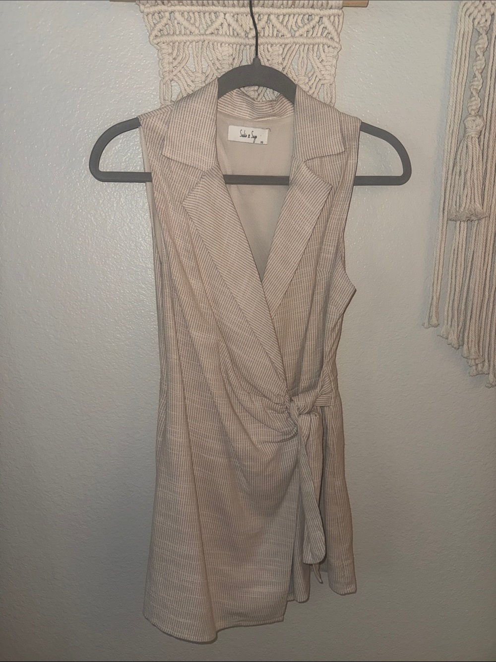 Sadie & Sage Beige Pinstripe Sleeveless Wrap Mini Romper